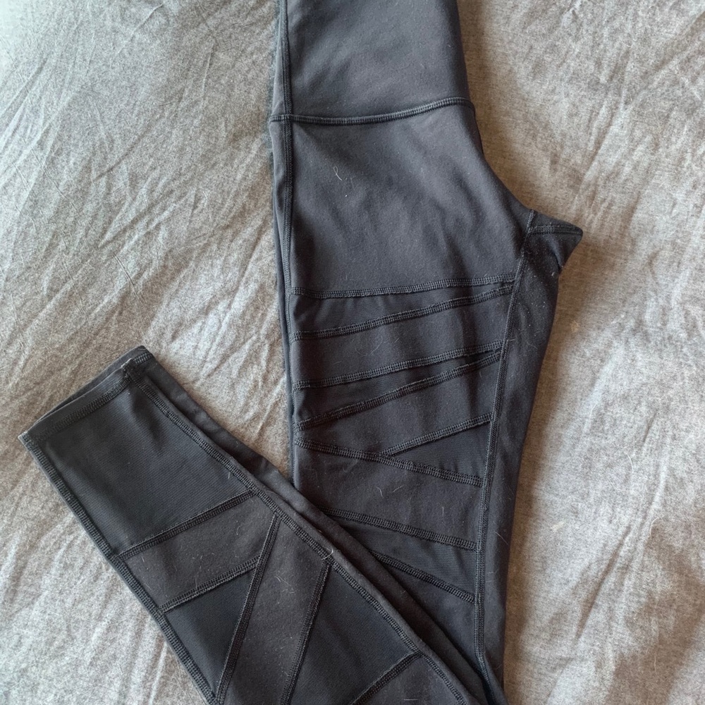 Lululemon tech mesh leggings